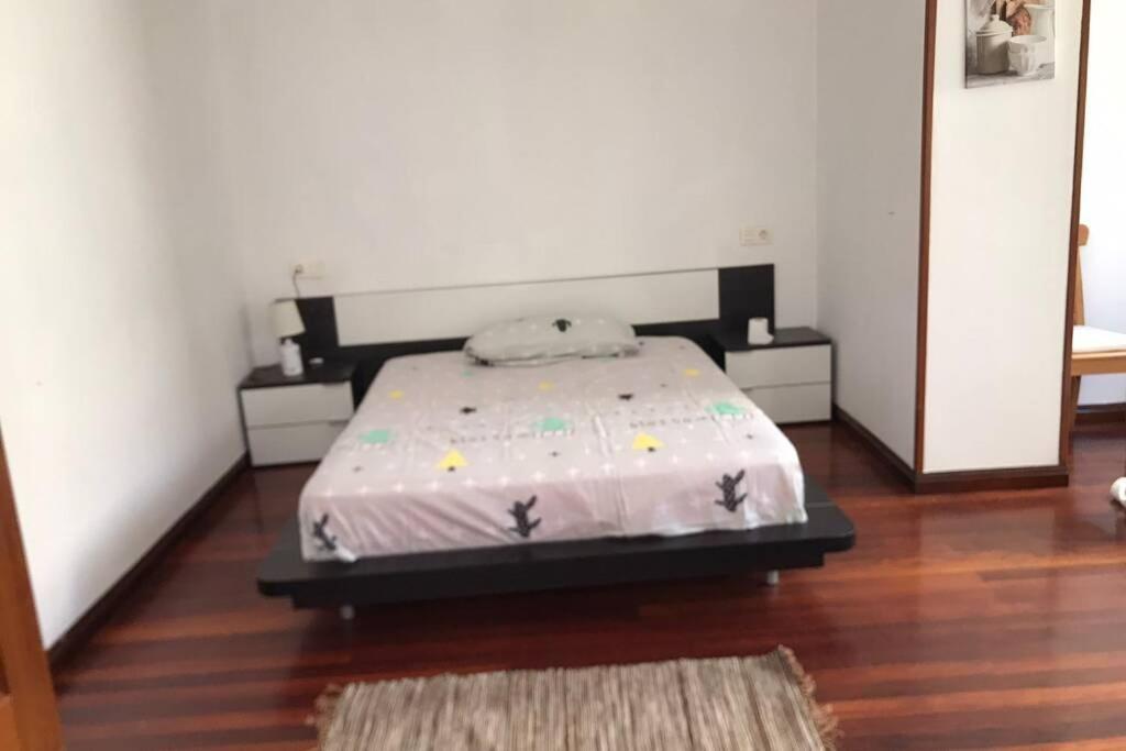 Apartamento En Pleno Centro Catedral 1D Oviedo Ngoại thất bức ảnh